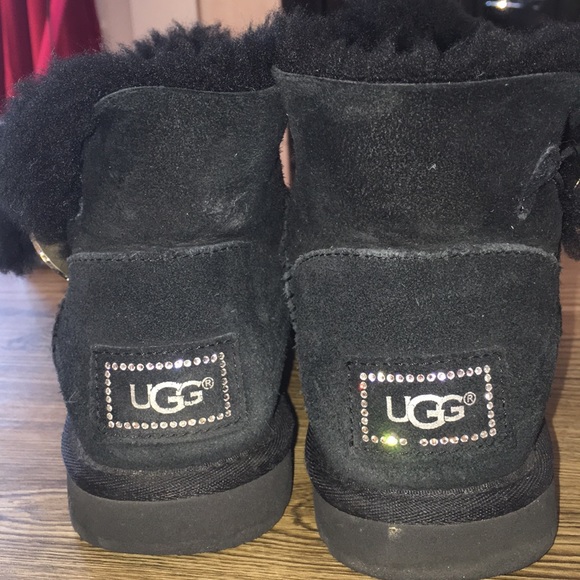Uggs short black with Swarovski crystals - Picture 1 of 3